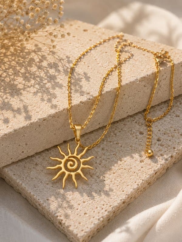 Collar Luxe